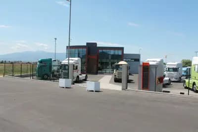 Fenix Trucks