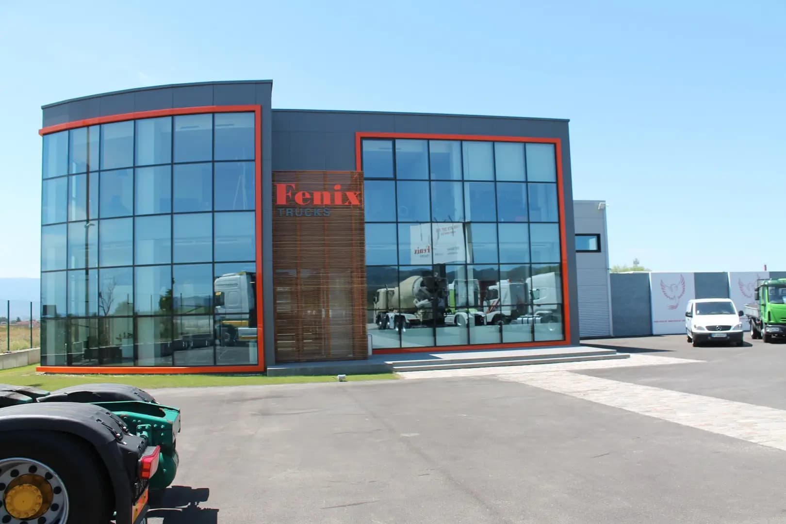 Fenix Trucks