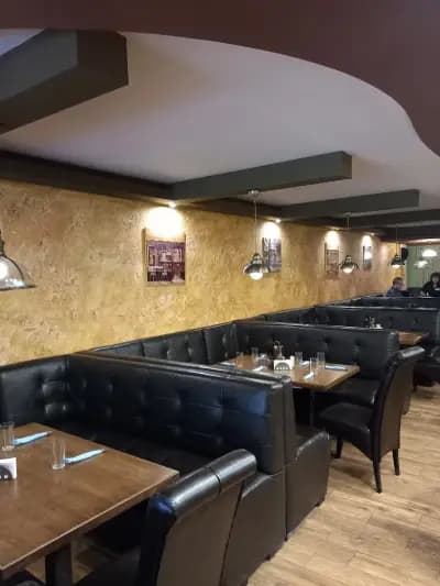 Пицария „УНО“