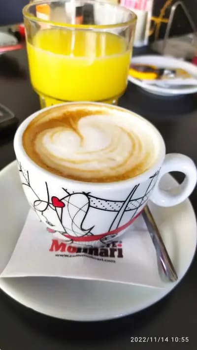 Brothers' cafe