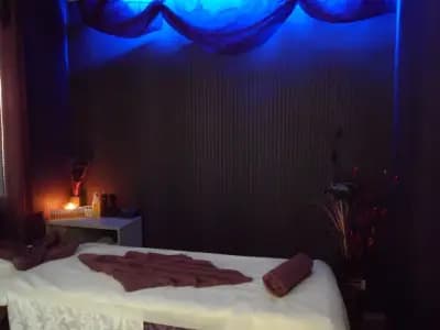 Масажно студио ЗариС - при болки в гърба и врата | София