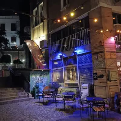СандъкЪ Whisky & Gin bar