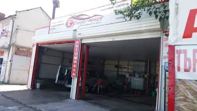 Детайлинг център Йомако/Detailing Wrap & tint/Цех за машинно пране на килими/Автокъща