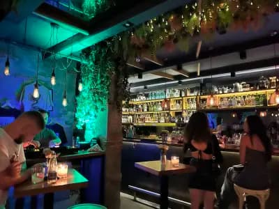 ANYWAY cocktail bar