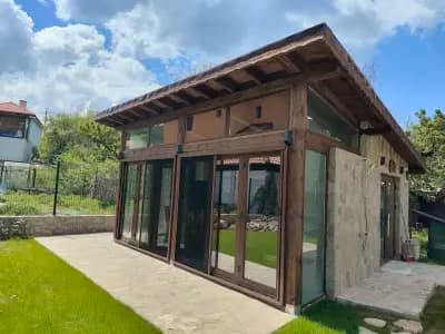 The Bird Villa