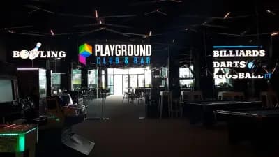 Playground, The Mall