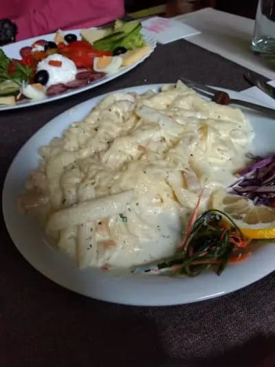 Механа „Червената Чешма“