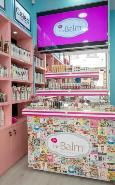 Магазин за козметика “Beauty Land”