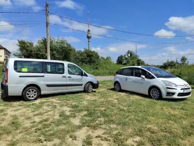RENT A CAR from Ruse І Леки автомобили 4+1 и пътнически бусове 8+1под наем І Пътнически транспорт, медицински, багаж
