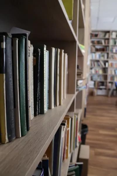 Национална природо-математическа гимназия „Акад. Любомир Чакалов“