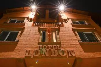 Hotel "London"