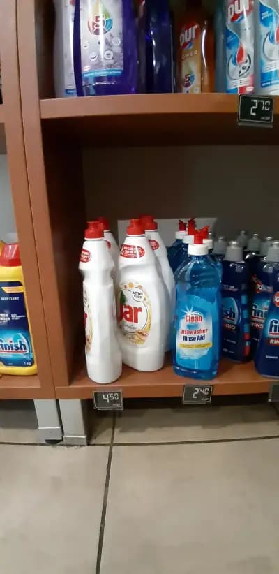 Стоки за салони