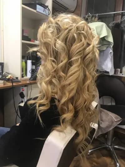 Veni Style Beauty Salon