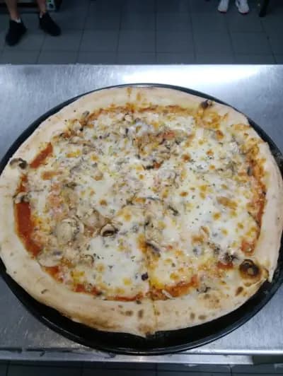 Mr. Pizza - Paradise Center