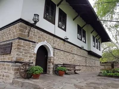 Арбанашки хан