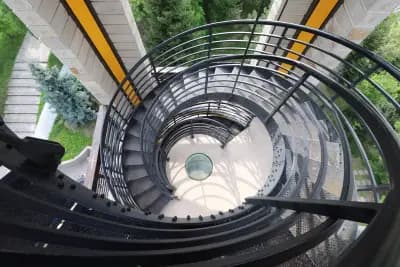 Камбанарията