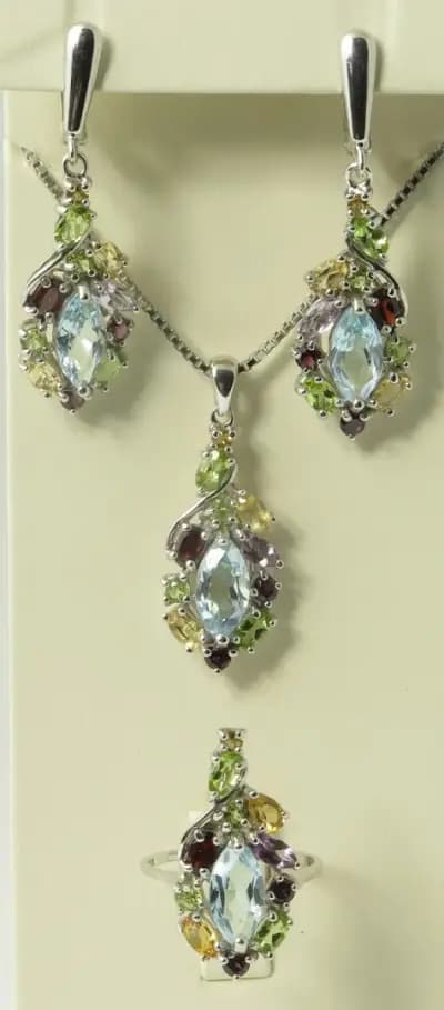 Tael Gold & Diamonds & Silver
