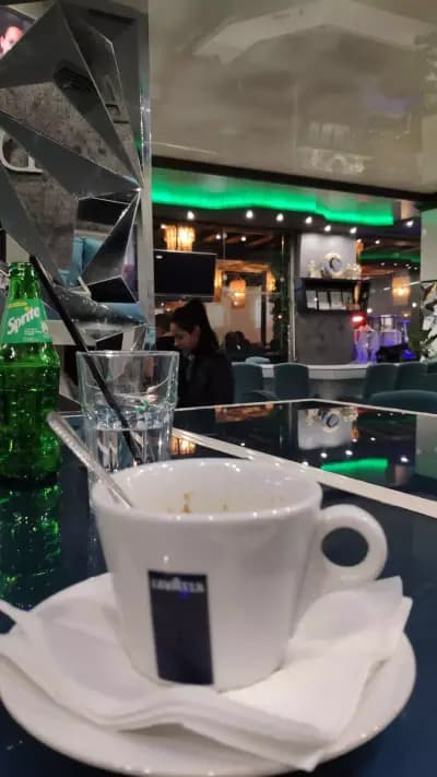 Paradise Bar & Dinner