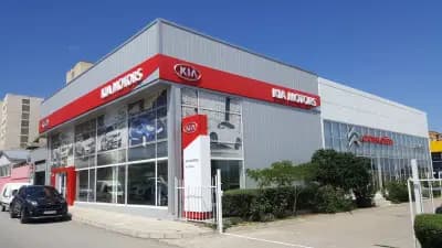 Kia Sliven, Крис Моторс ООД