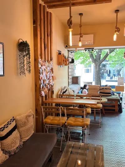 Andromeda Coffee And Tea