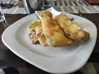 Дежа Вю Пица & Ресторант