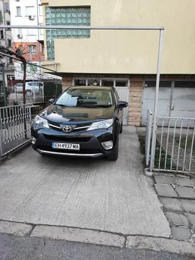 ВиА Интеркар Toyota Плевен