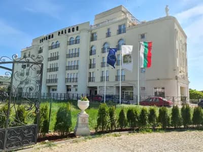 Therma Palace - Mineral Pool & SPA