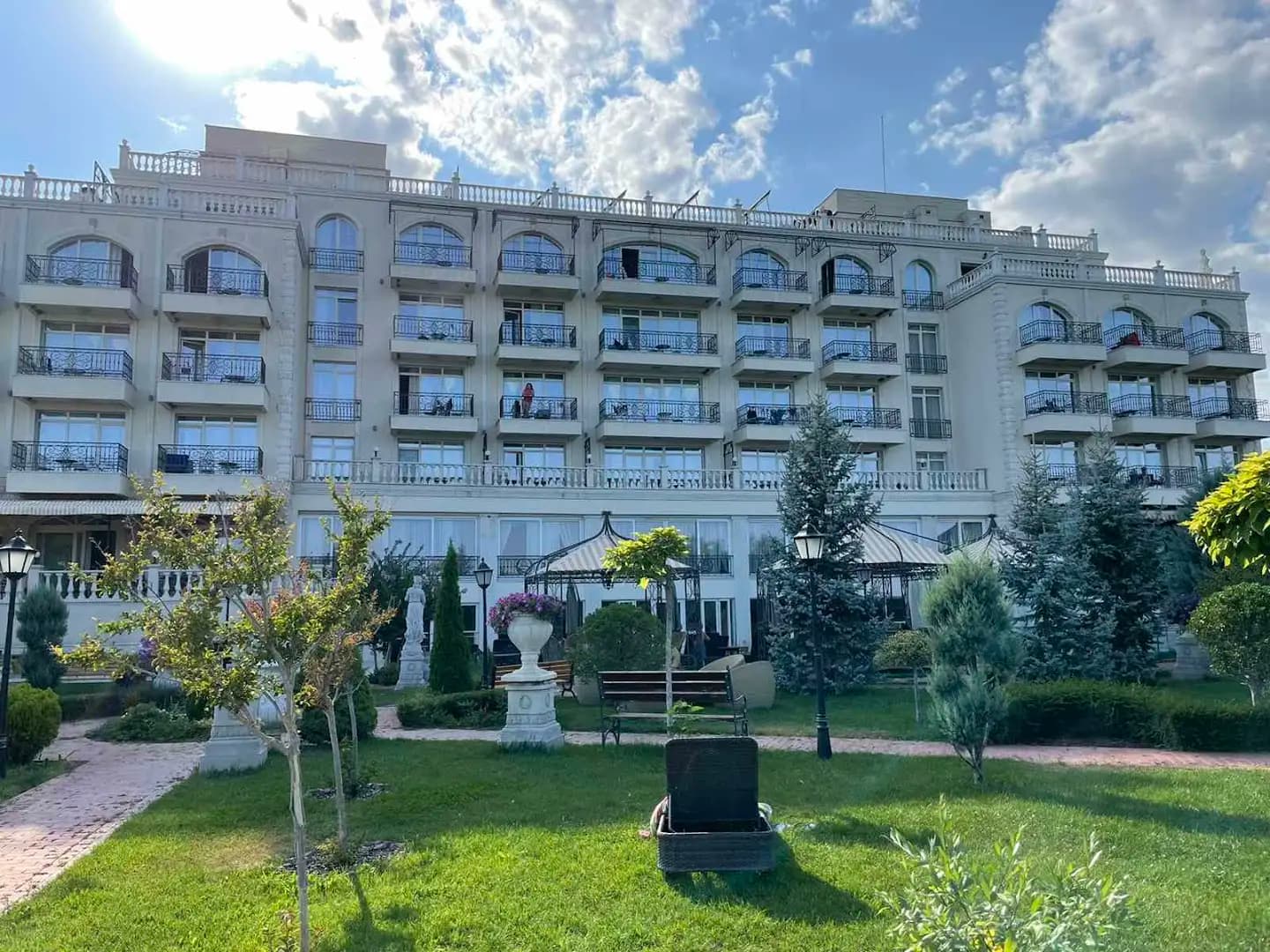 Therma Palace - Mineral Pool & SPA