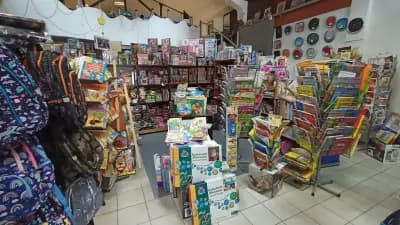 Книжарница Августа