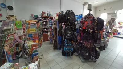 Книжарница Августа