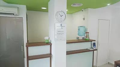 Nail Salon Dafi