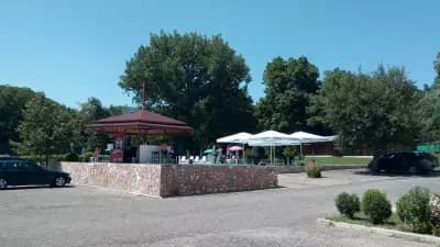 Комплекс Под Чардака Лопушна