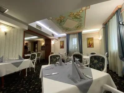 Хотел Анна Палас