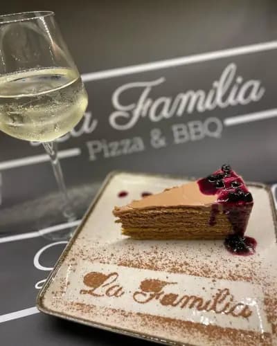 La Familia Pizza & BBQ | Ресторант Русе | Пица | Барбекю
