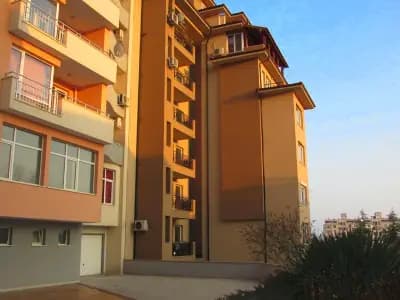 Зарадом - Професионален Домоуправител, Професионално почистване и продажба на препарати за почистване