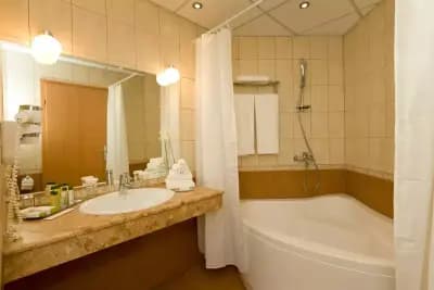 Apollo Spa Resort - Ulta All Inclusive - Indoor Pool, Steam Bath & Sauna - Aphrodite Beauty Spa