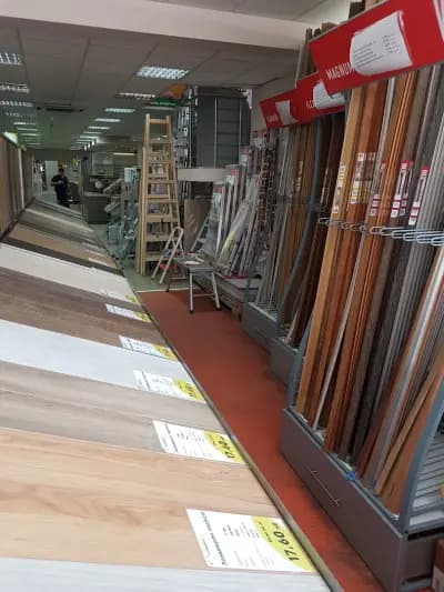 Господинови Строймаркет ООД
