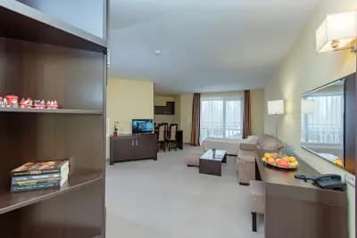 Hotel Bellevue - Half Board