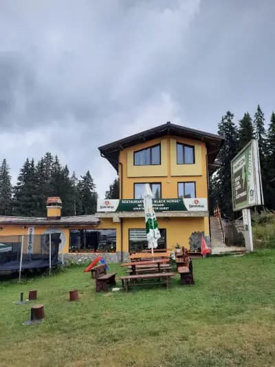 Apartments Black Horse | Хотел Пампорово | Апартаменти за настаняване | Ресторант | Почивка на планина