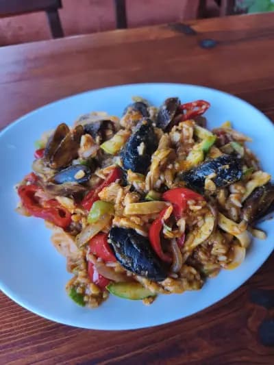 Restaurant "Old Oak" / "Staria Dab"