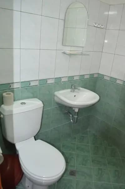Семеен Хотел Мони