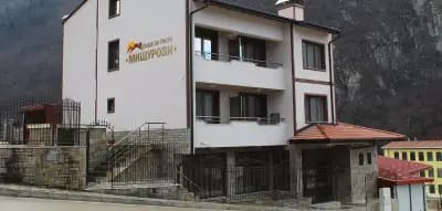 Къща за гости Мишурови