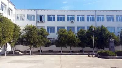 Професионална гимназия по морско корабоплаване и риболов "Свети Никола"