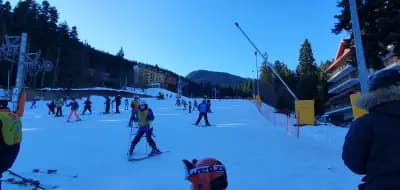 Yanakiev Ski And Snowboard School