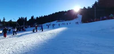 Yanakiev Ski And Snowboard School