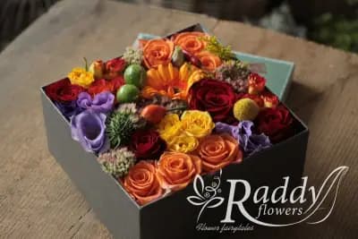 RaddyFlowers - приказки от цветя / Ателие за цветя/ Доставка на цветя, подаръци и букети