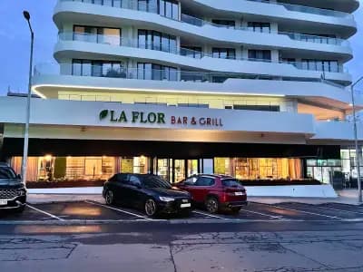 La Flor Bar & Grill Burgas
