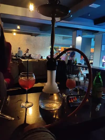 Shots bar & billiard