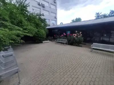 Нов български университет