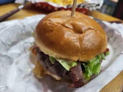Butcher Grill Bus